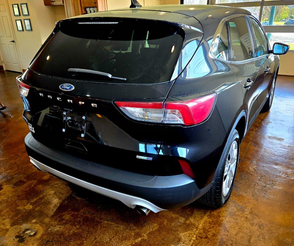 2020 Ford Escape - $13,500