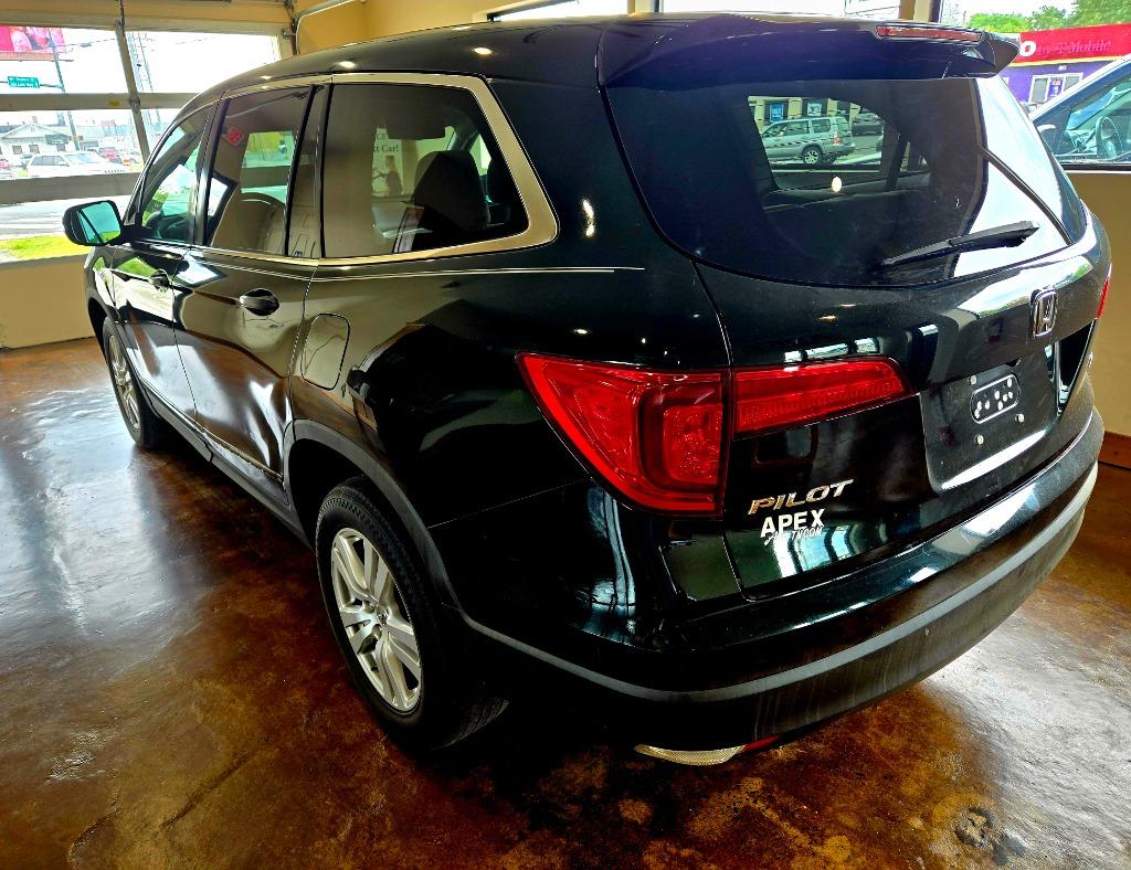 2016 Honda Pilot - $11,900