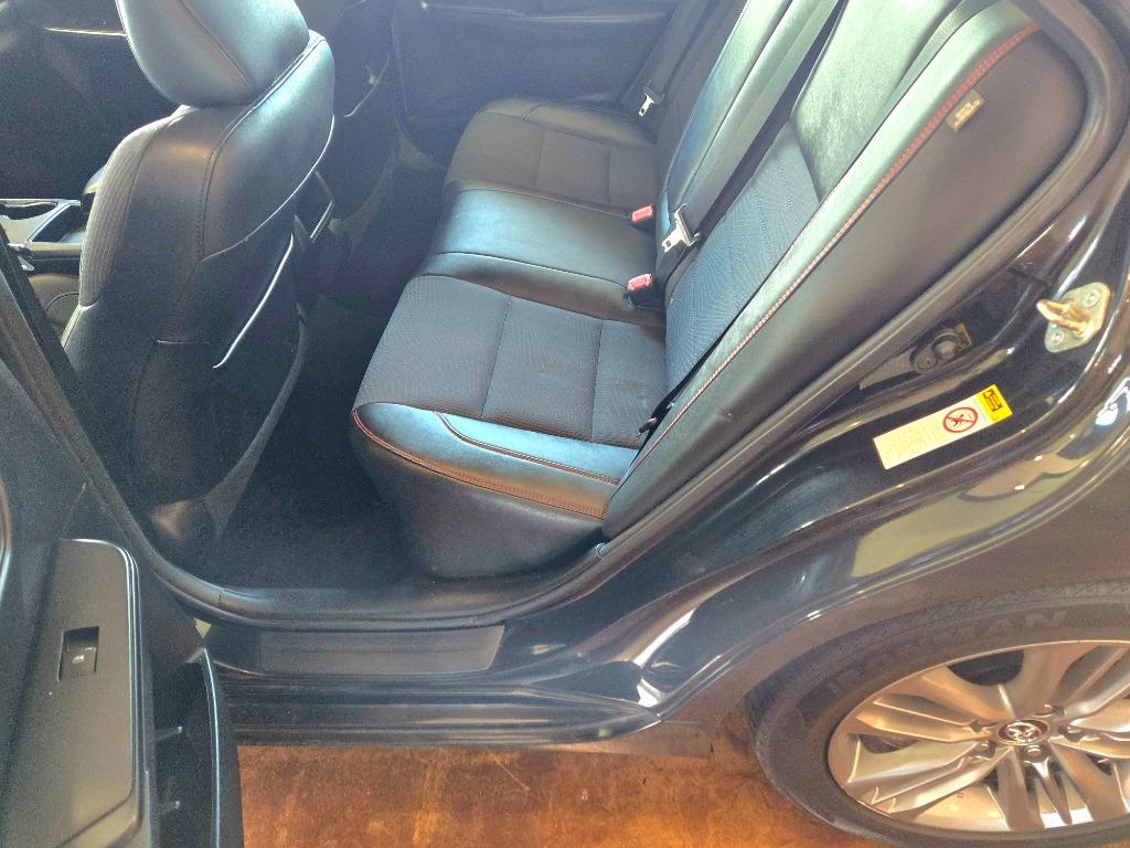2017 Toyota Camry - $11,900