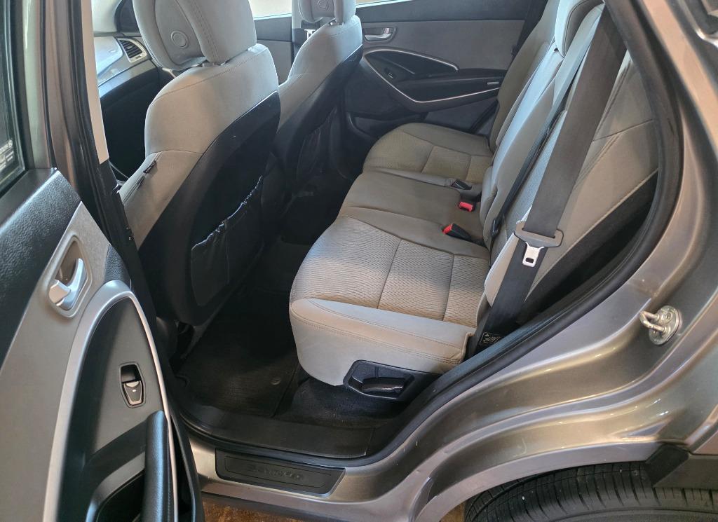 2016 Hyundai Santa Fe Sport - $9,500