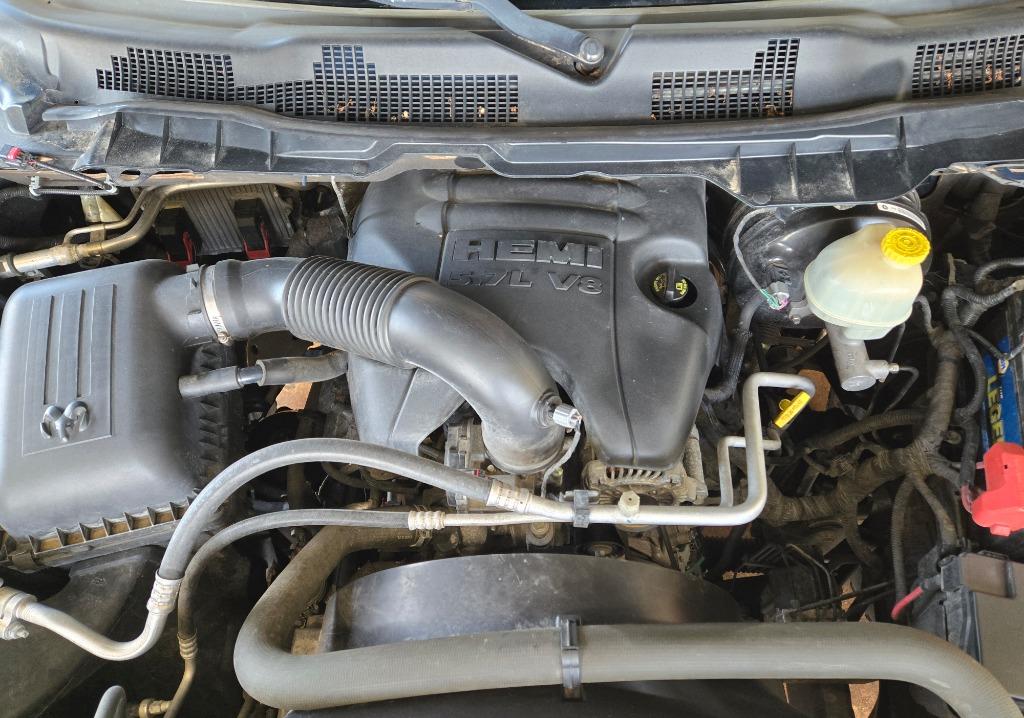 2015 Ram 1500 - $10,500