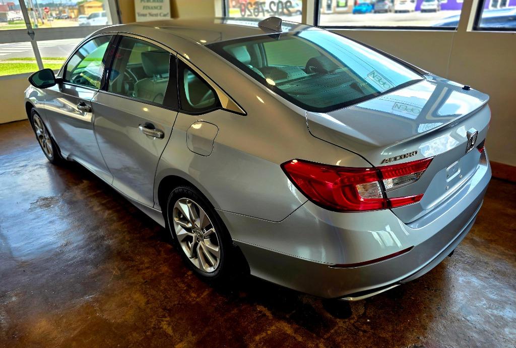 2019 Honda Accord - $13,999