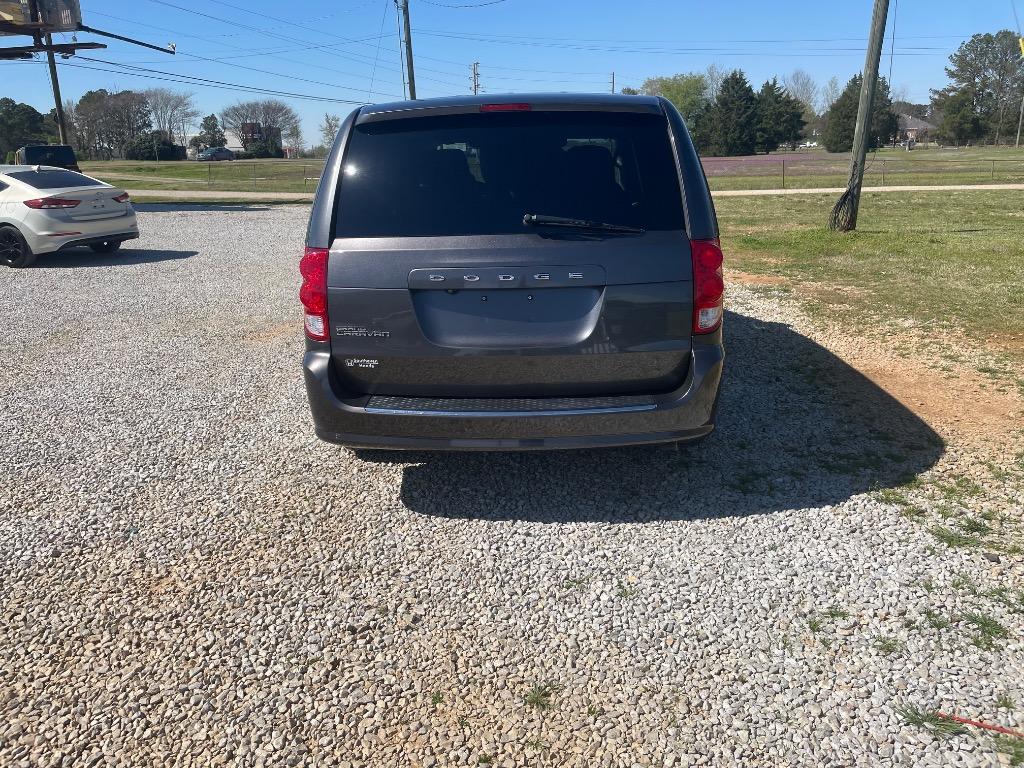 2019 Dodge Grand Caravan SE photo