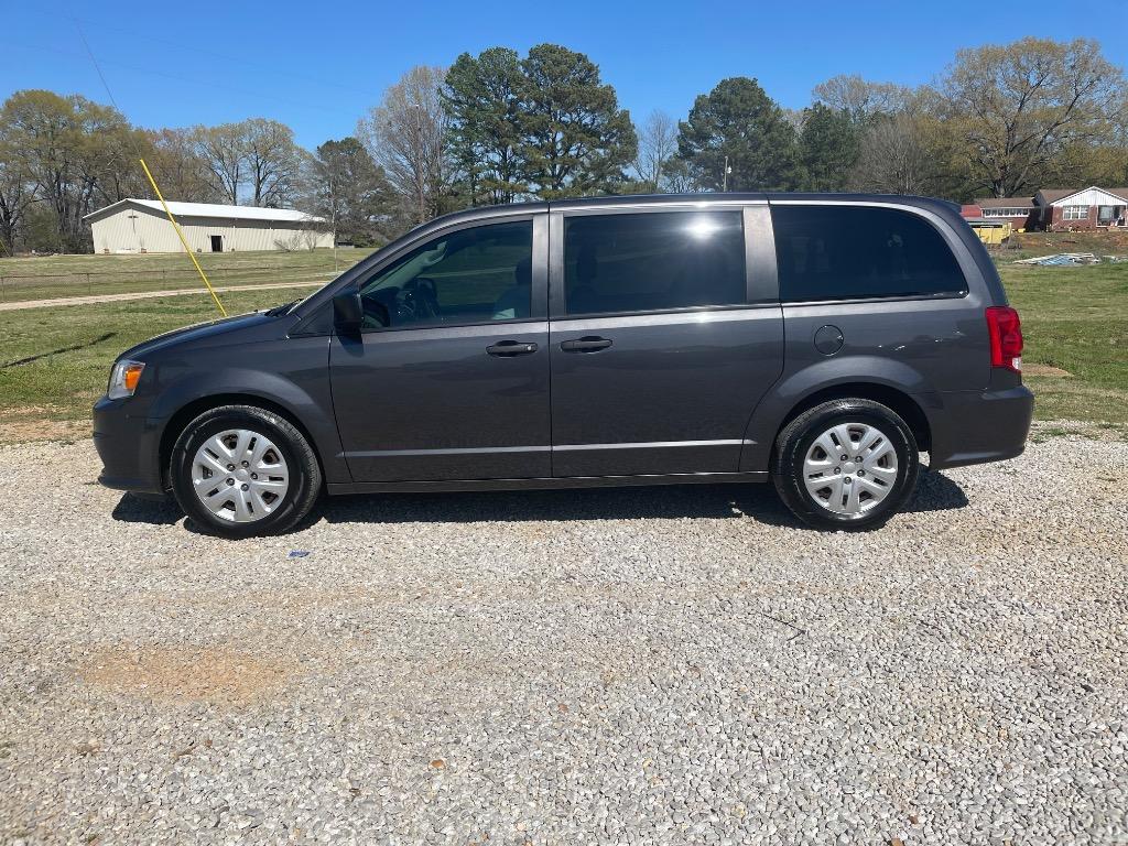 2019 Dodge Grand Caravan SE photo