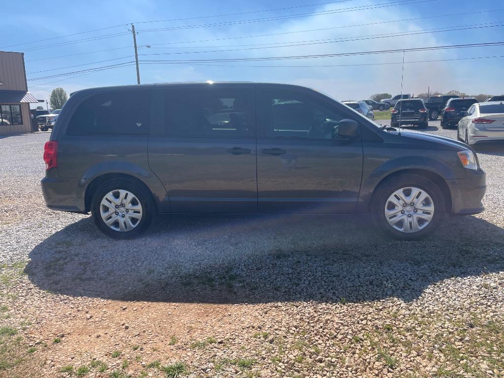 2019 Dodge Grand Caravan SE photo