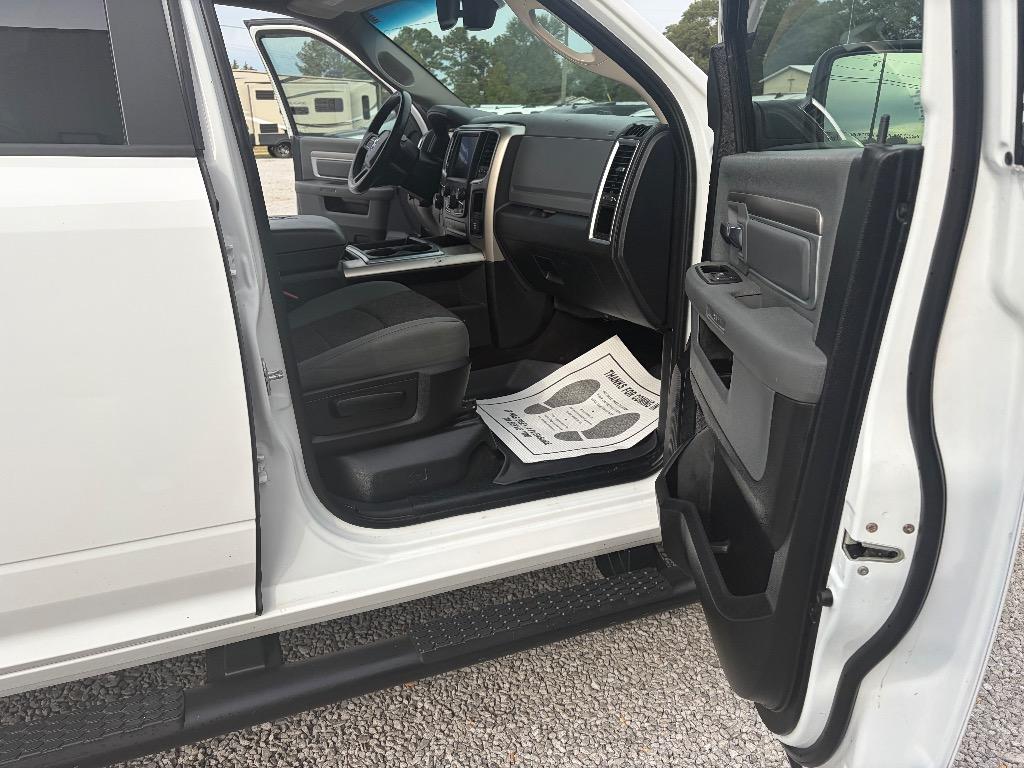 2014 Ram 1500 - $17,990