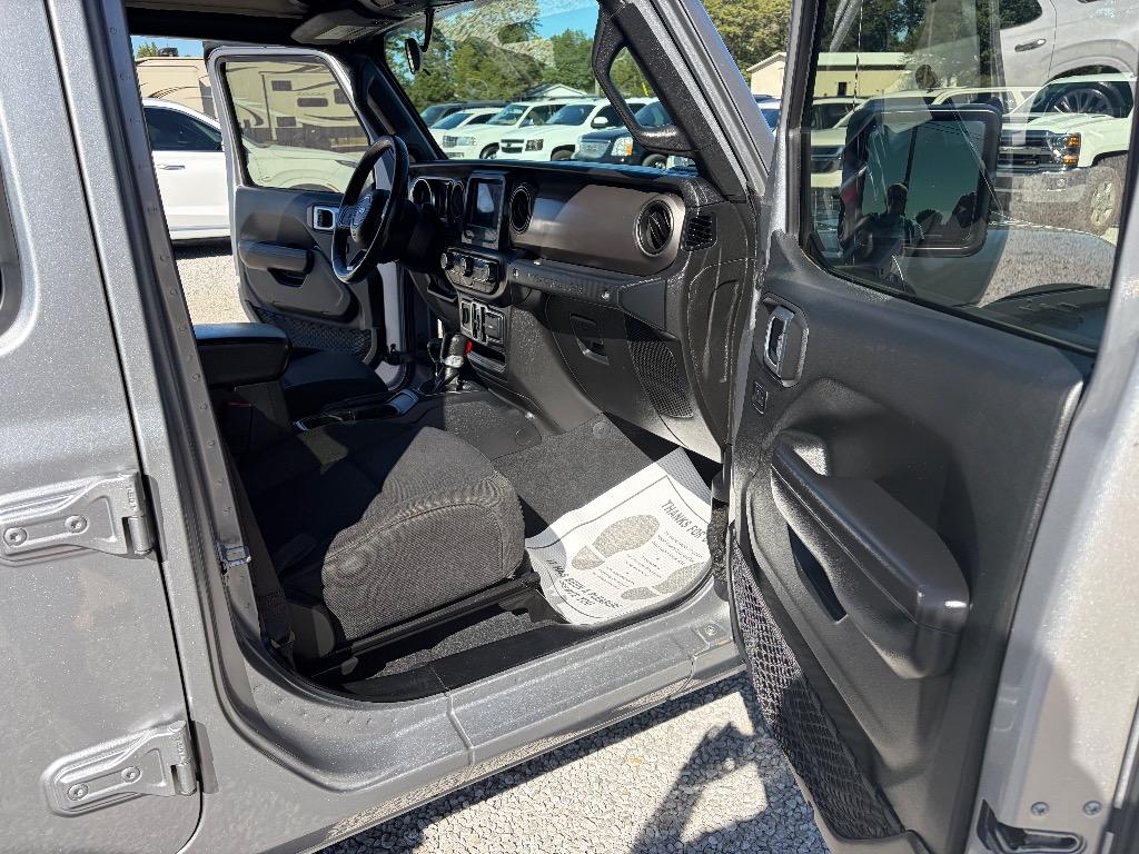 2020 Jeep Wrangler - $28,980