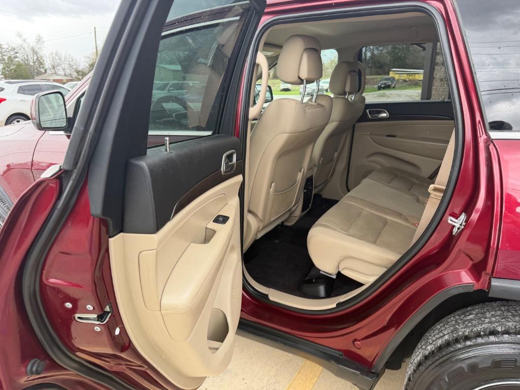 2017 Jeep Cherokee - $13,990