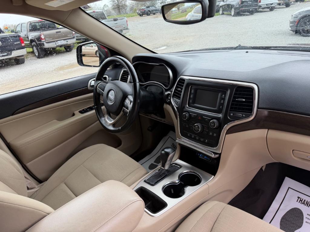 2017 Jeep Cherokee - $13,990