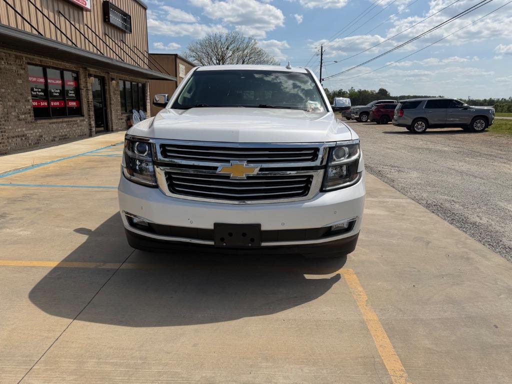2016 Chevrolet Suburban - $16,990