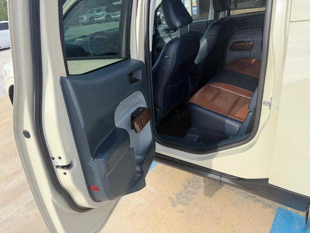 2024 Ford Maverick - $32,990