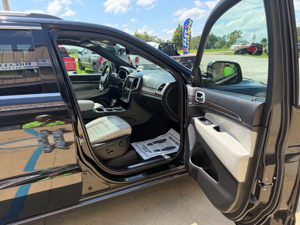 2018 Jeep Cherokee - $15,325
