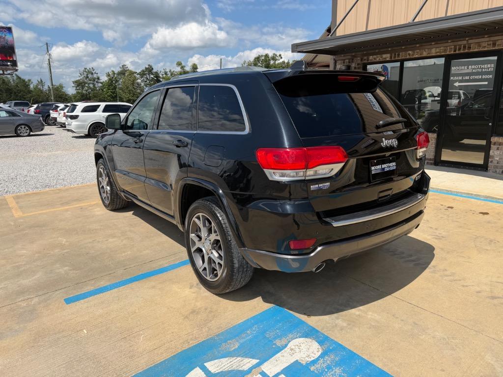2018 Jeep Cherokee - $15,325