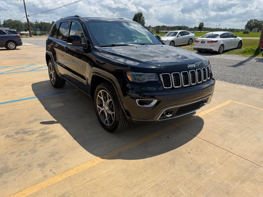 2018 Jeep Cherokee - $15,325