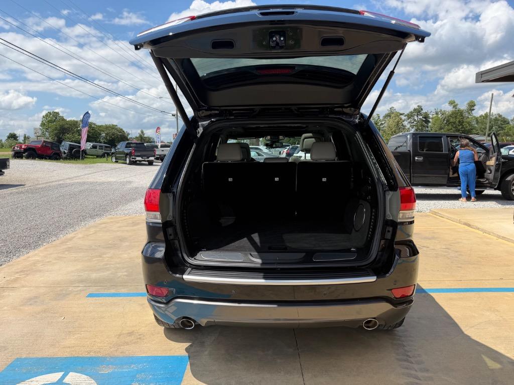 2018 Jeep Cherokee - $15,325