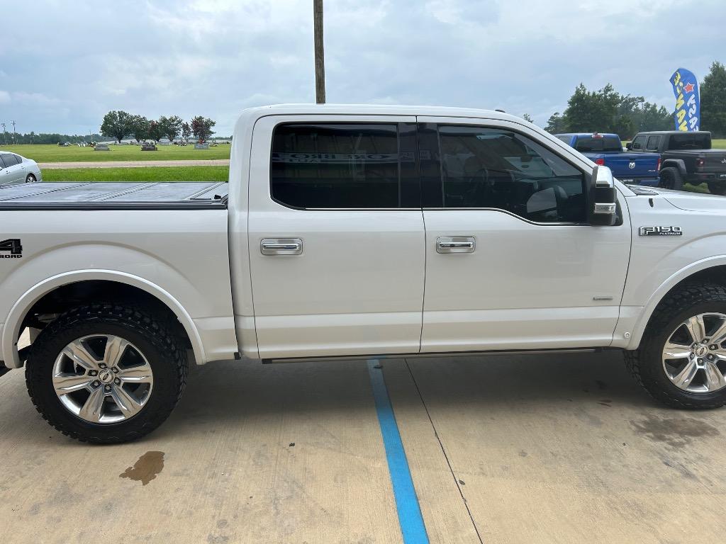 2015 Ford F-150 - $19,990