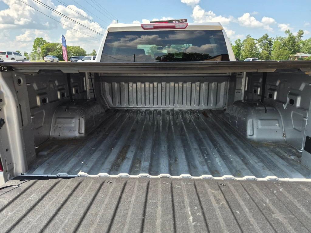 2019 Chevrolet Silverado - $27,990