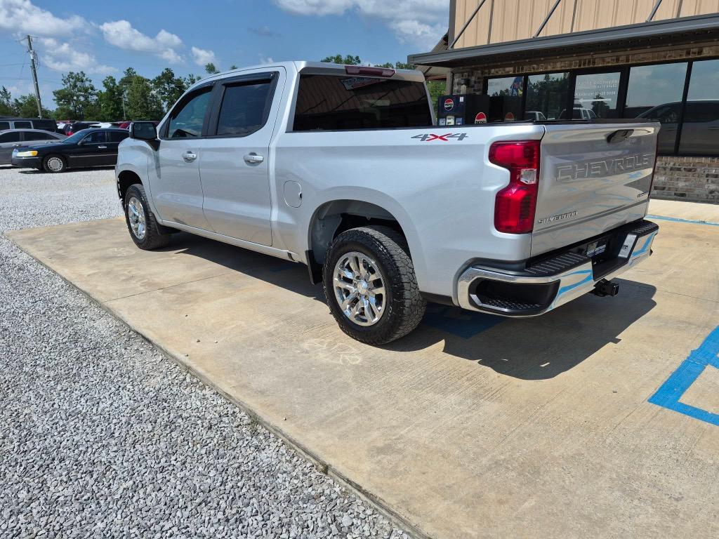 2019 Chevrolet Silverado - $27,990
