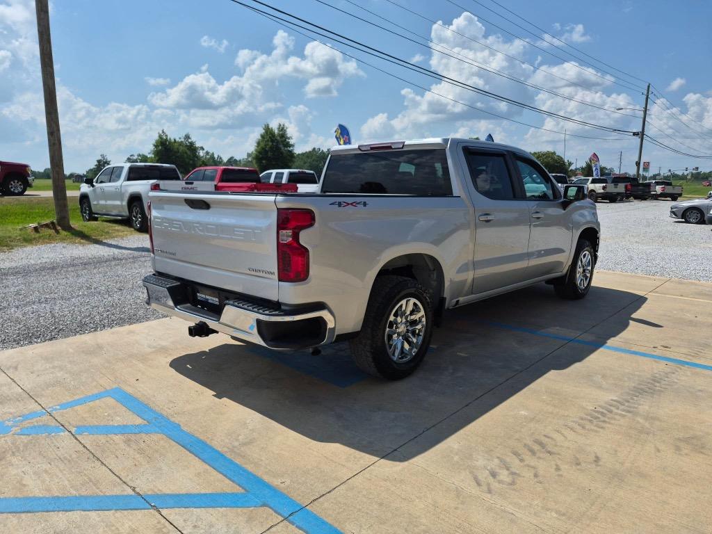 2019 Chevrolet Silverado - $27,990