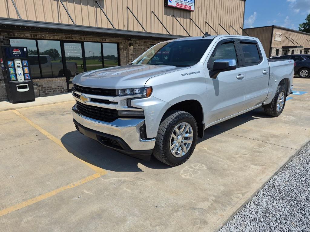 2019 Chevrolet Silverado - $27,990