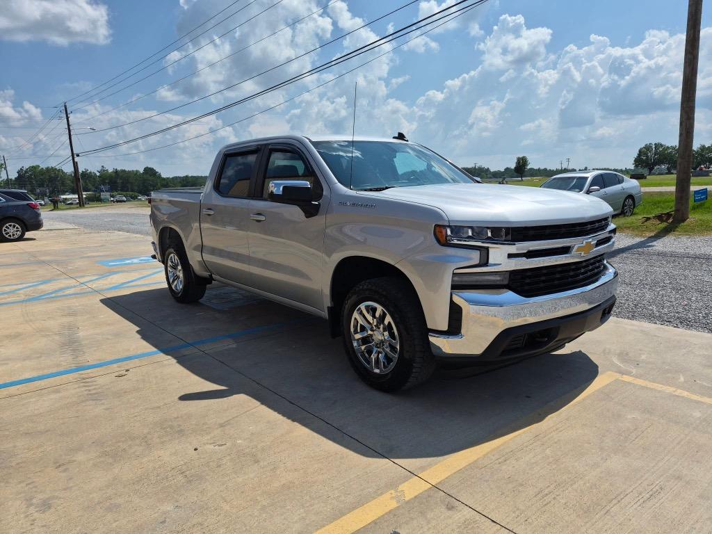 2019 Chevrolet Silverado - $27,990