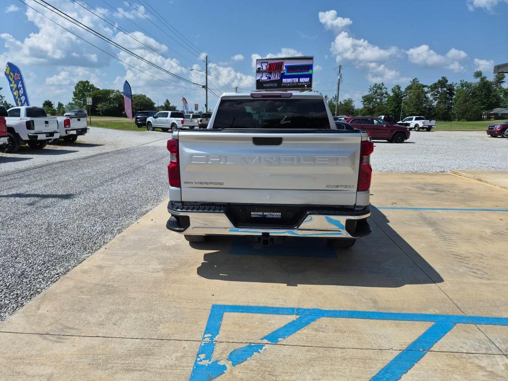 2019 Chevrolet Silverado - $27,990