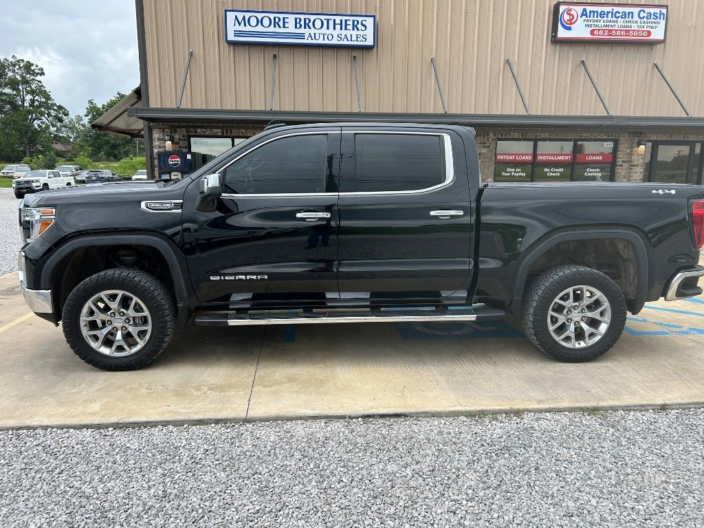 2020 GMC Sierra - $31,990