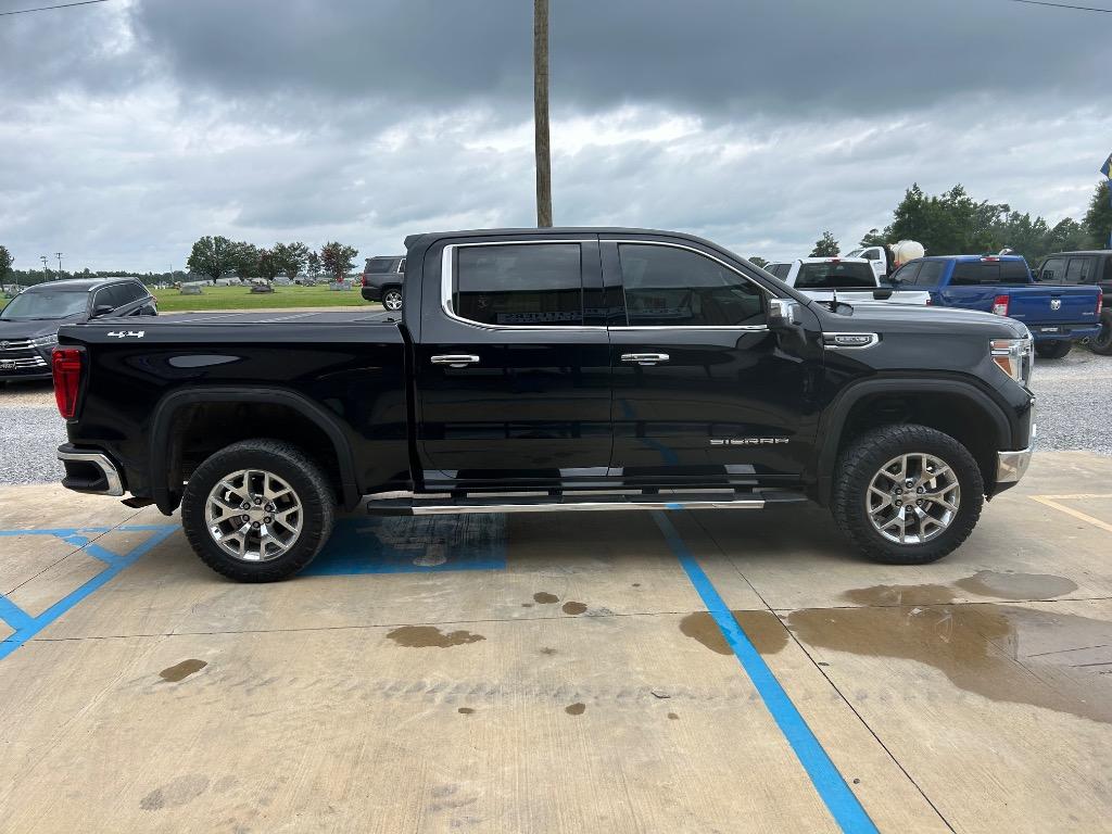 2020 GMC Sierra - $31,990