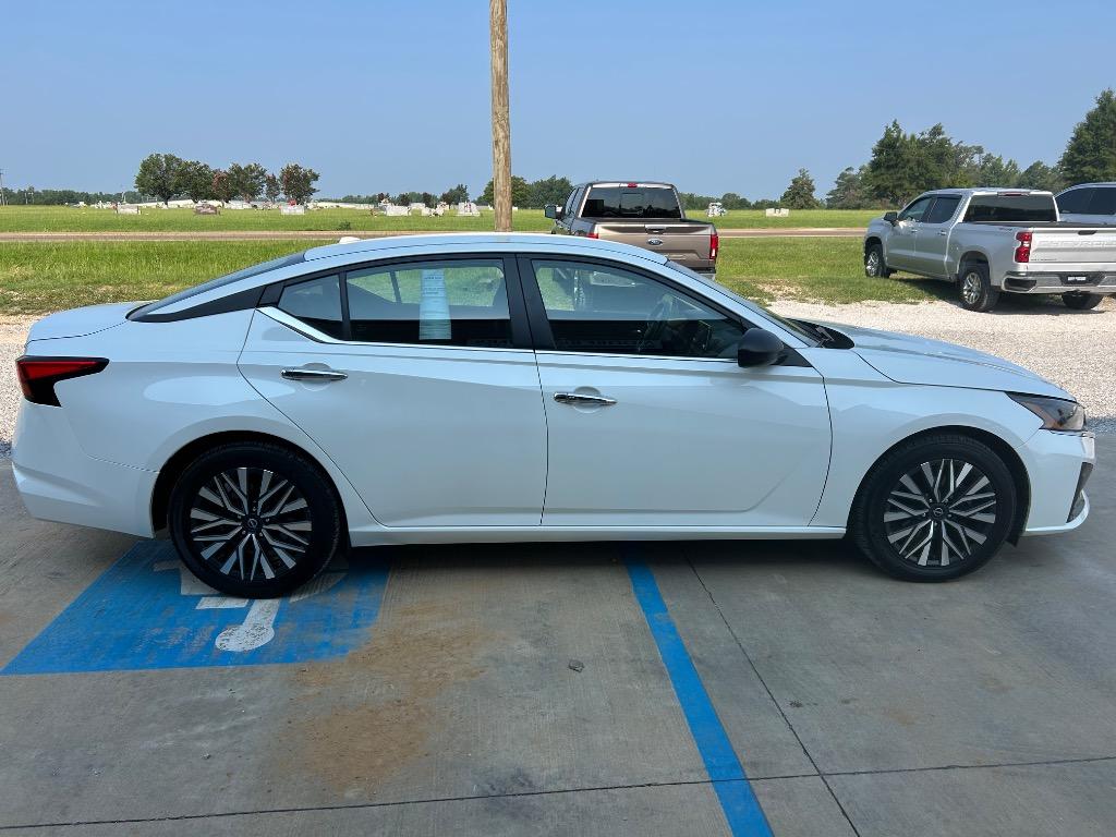 2024 Nissan Altima - $21,590