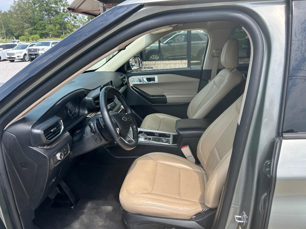 2020 Ford Explorer - $22,490