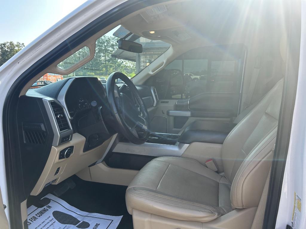 2019 Ford F-250 - $37,990