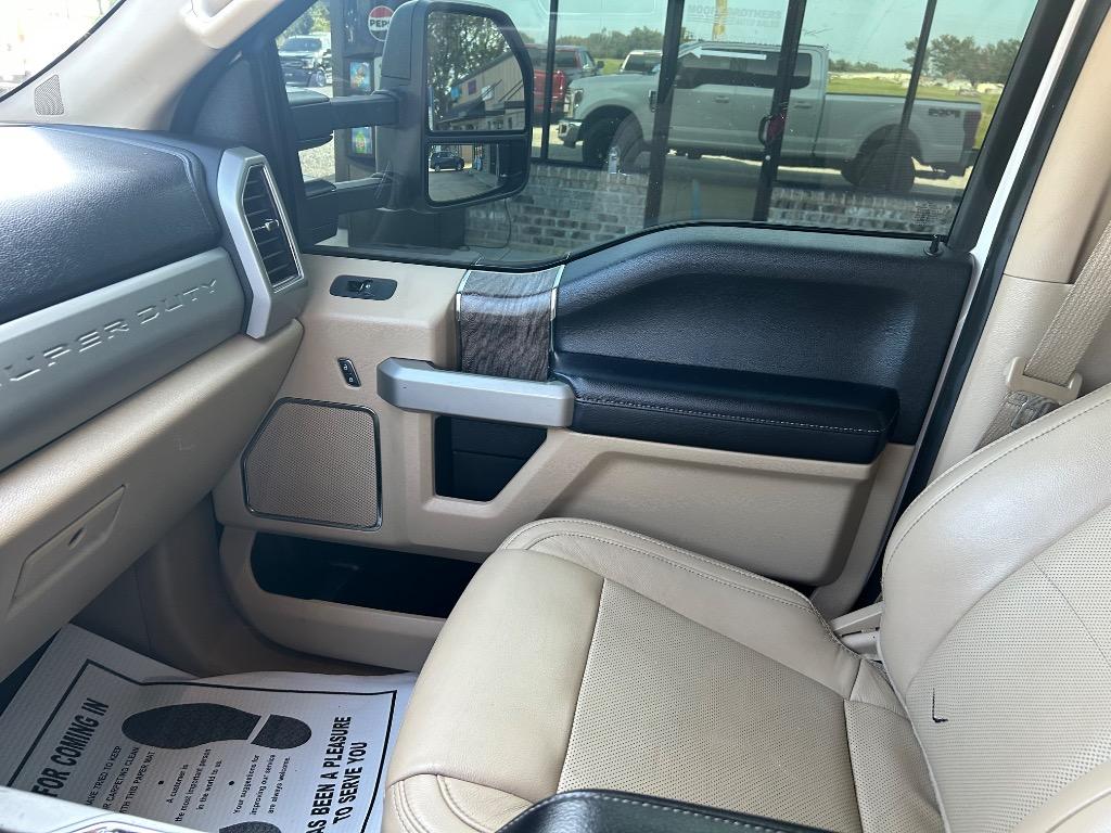 2019 Ford F-250 - $37,990