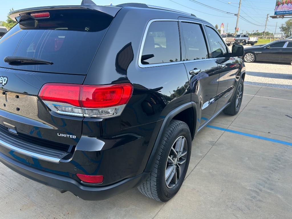 2017 Jeep Cherokee - $12,990