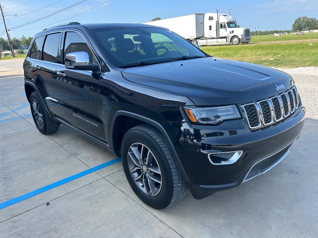 2017 Jeep Cherokee - $12,990