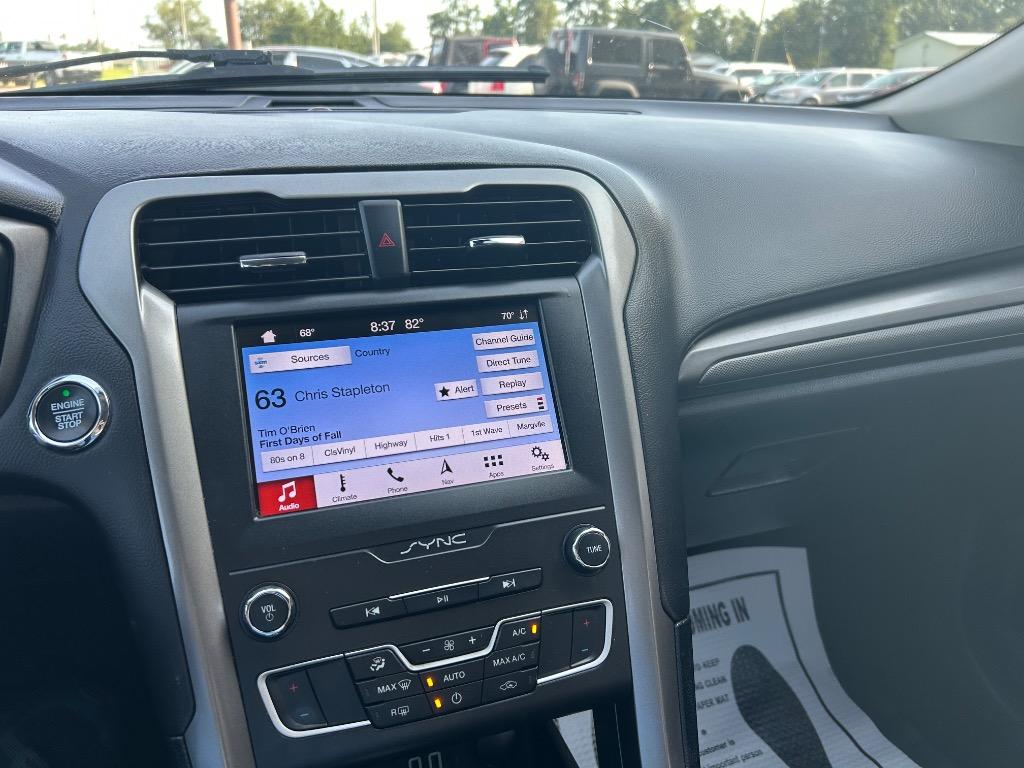 2019 Ford Fusion - $12,390