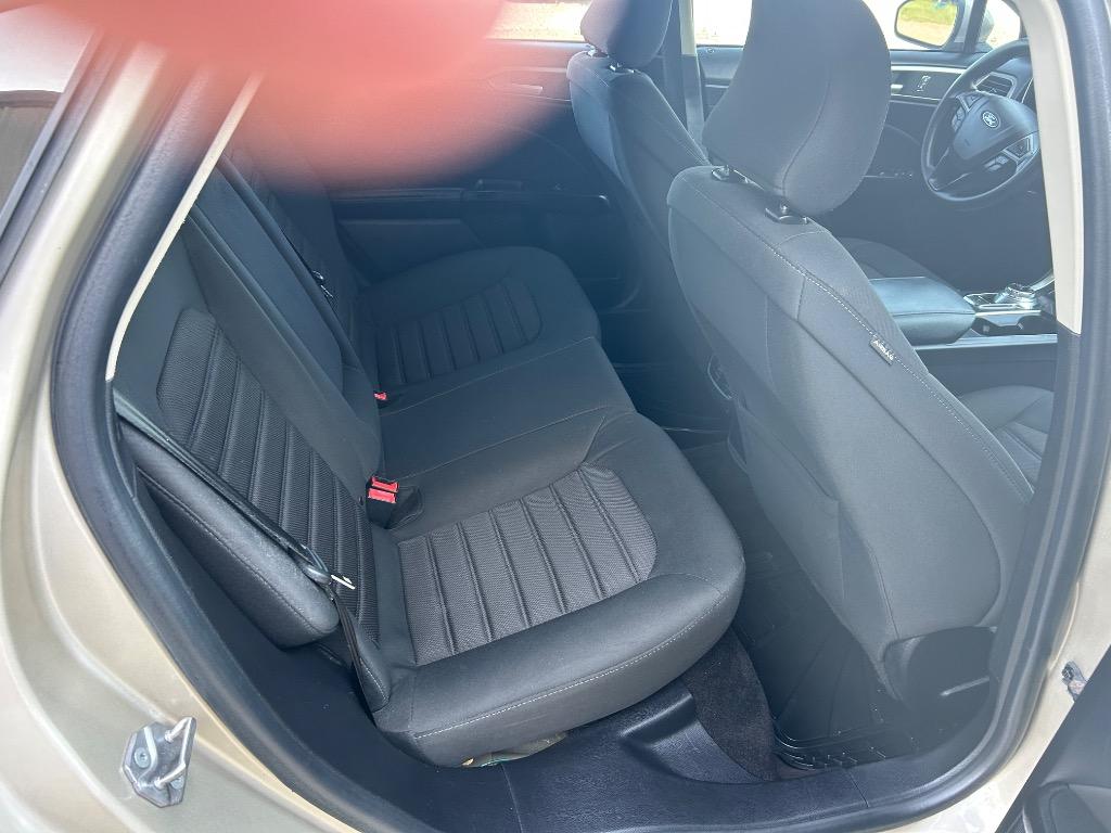 2019 Ford Fusion - $12,390