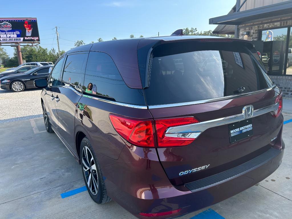 2018 Honda Odyssey - $22,990