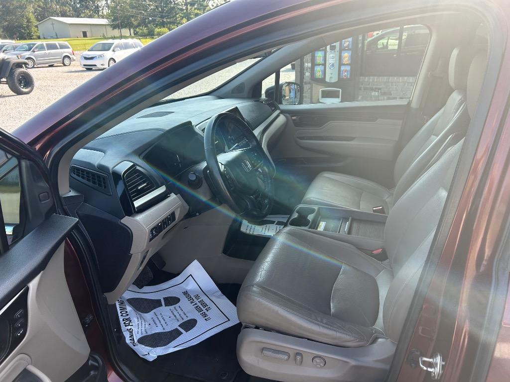 2018 Honda Odyssey - $22,990