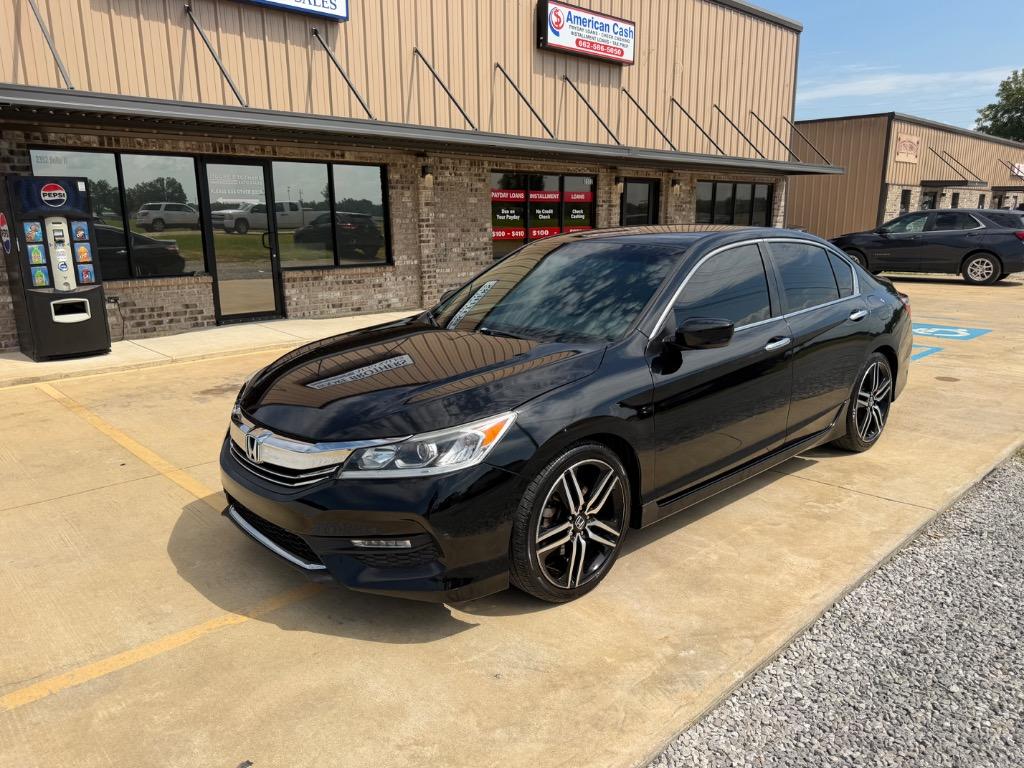 2017 Honda Accord - $13,990