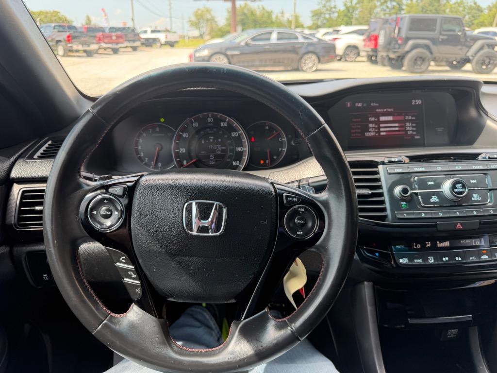 2017 Honda Accord - $13,990