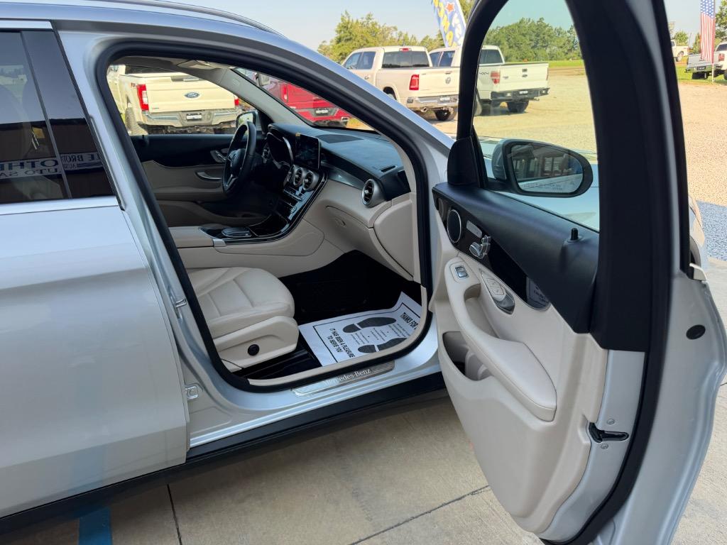 2020 Mercedes-Benz C-Class