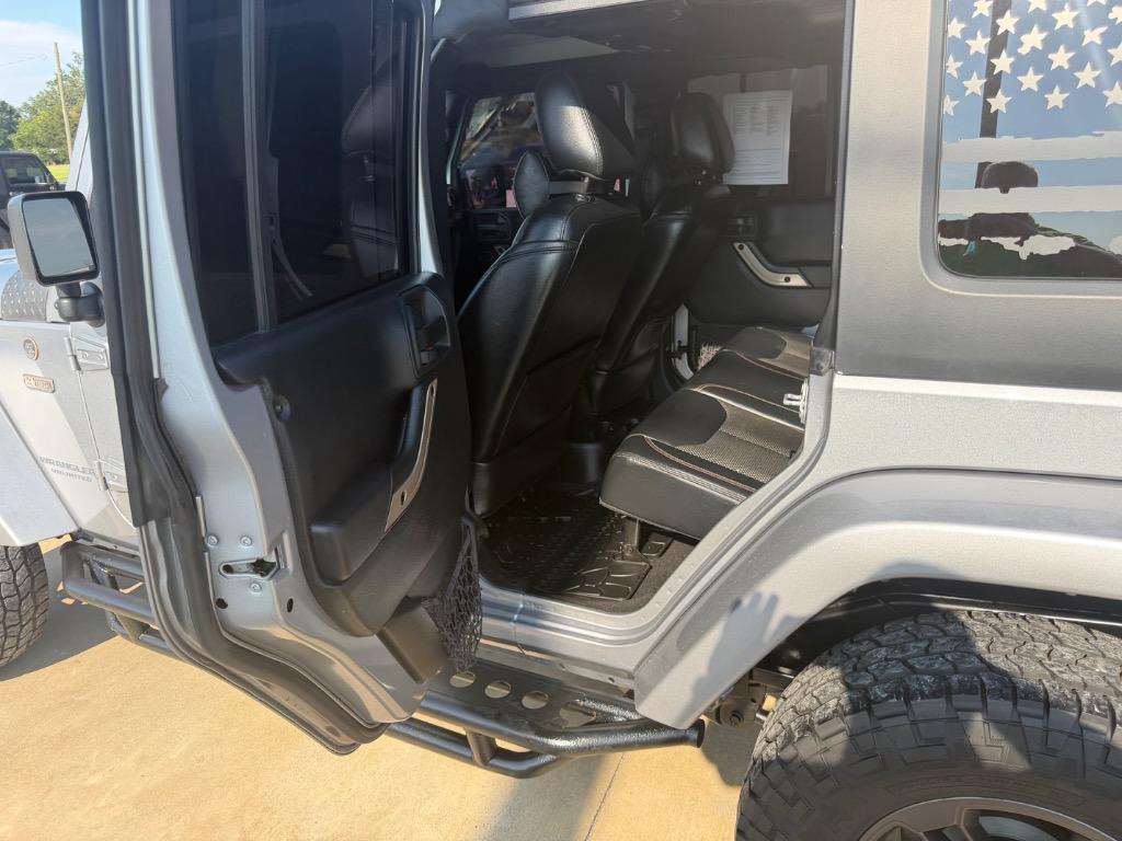 2016 Jeep Wrangler - $18,590