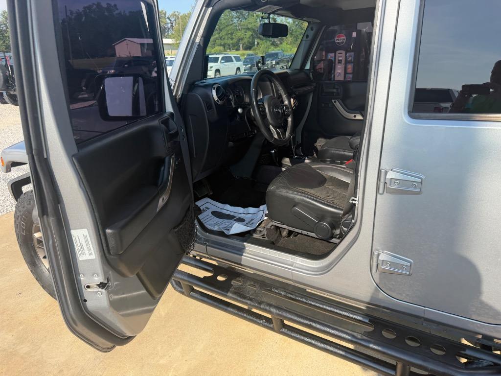 2016 Jeep Wrangler - $18,590