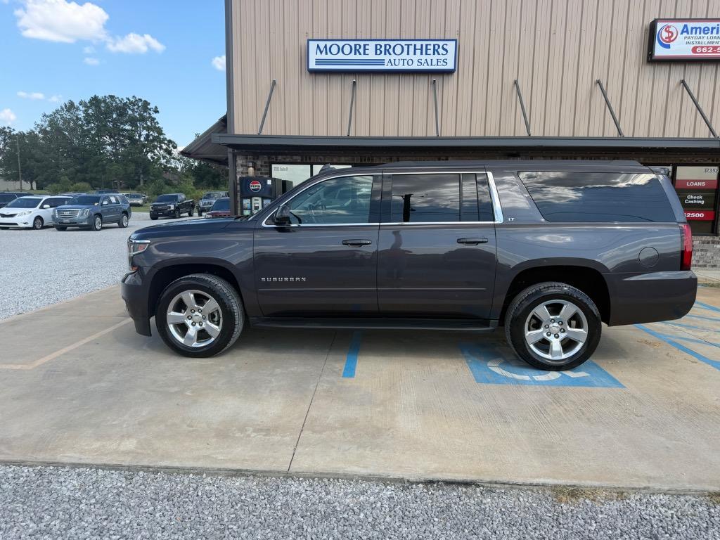 2018 Chevrolet Suburban - $22,990