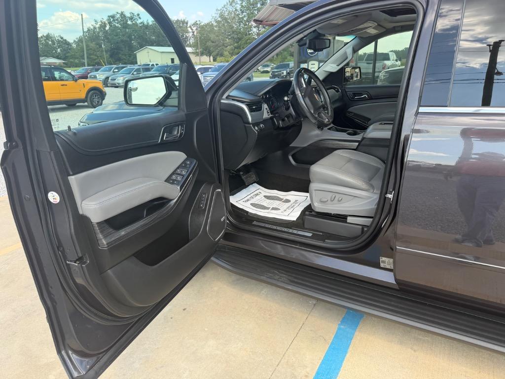 2018 Chevrolet Suburban - $22,990