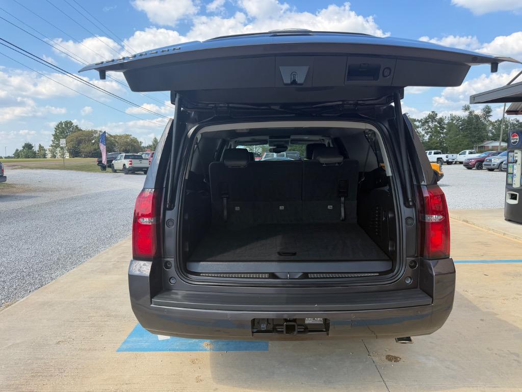 2018 Chevrolet Suburban - $22,990