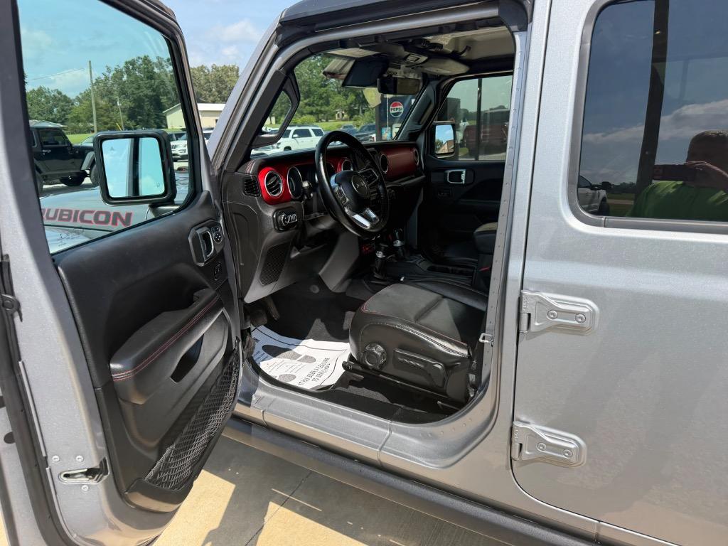 2020 Jeep Gladiator - $29,990