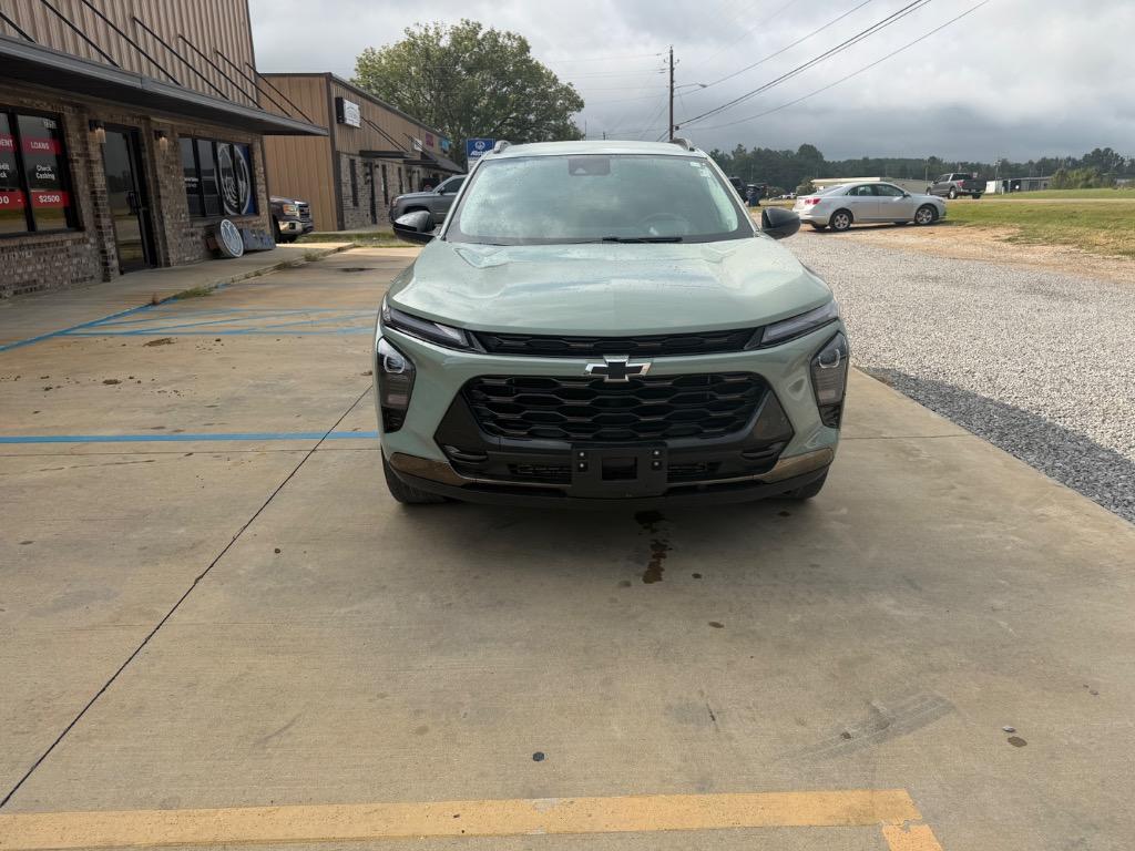 2025 Chevrolet Trax - $25,990