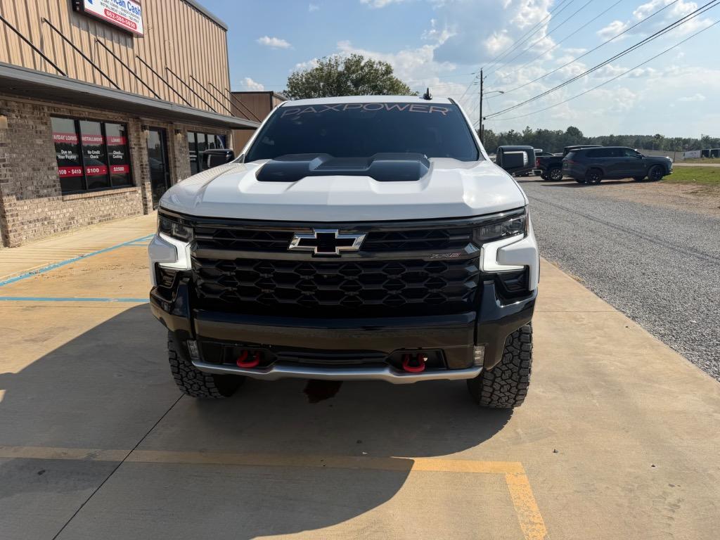 2022 Chevrolet Silverado - $44,990