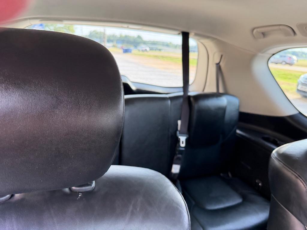 2016 INFINITI QX80 - $15,990